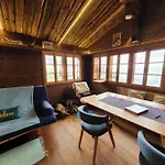 公寓 Heimelige In Einem Walliser Haus Staldenried