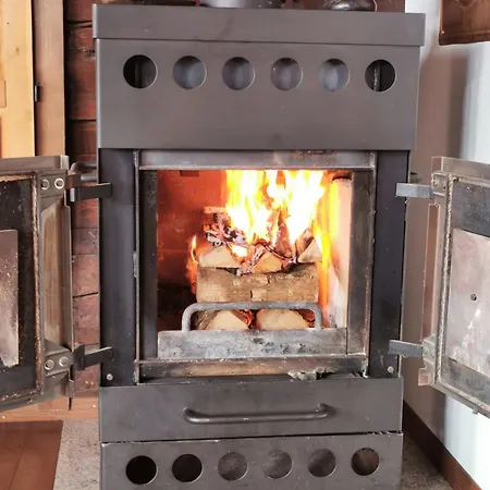 Heimelige In Einem Walliser Haus *